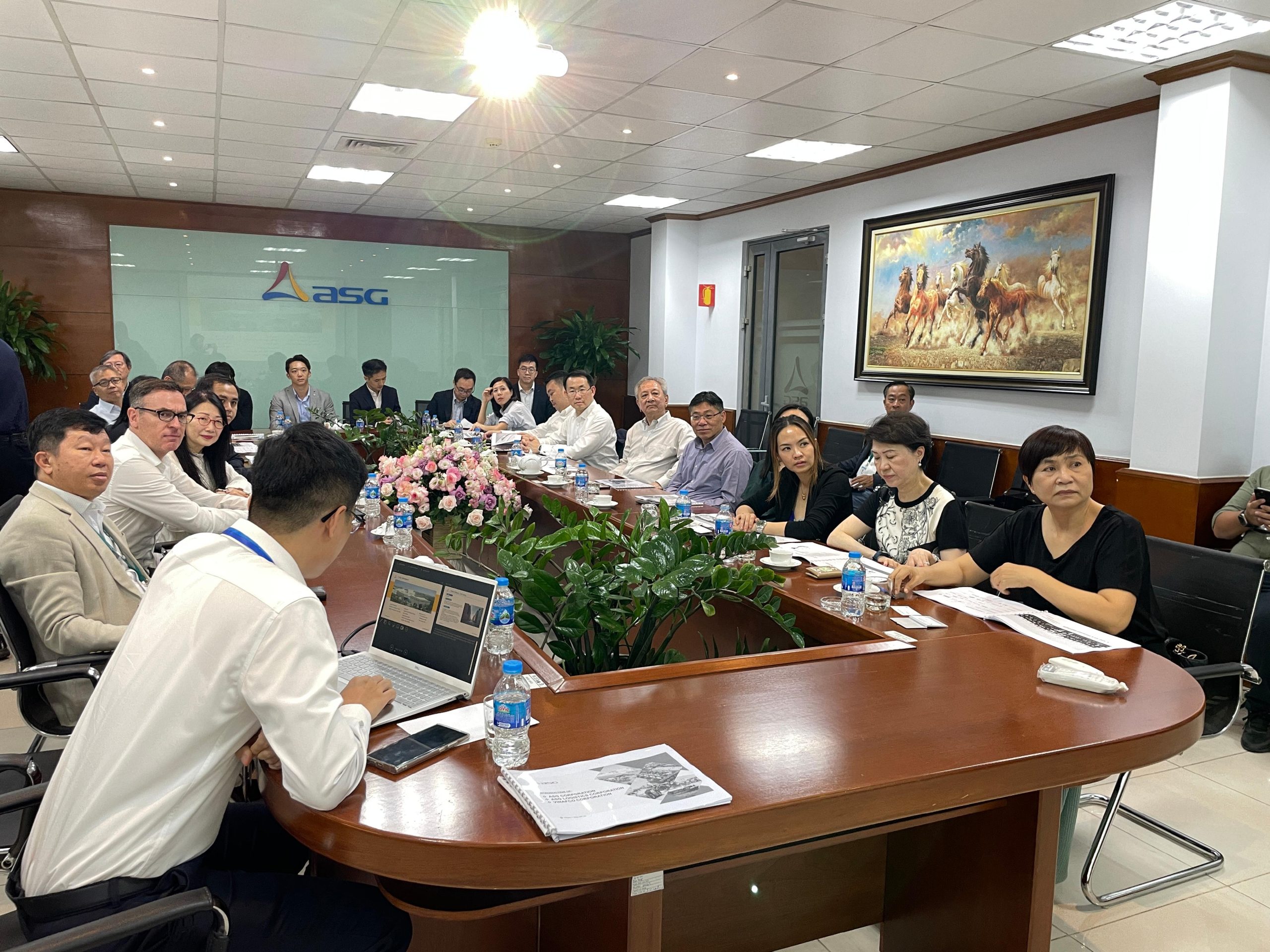 ASG Logistics đón tiếp Đoàn làm việc của Bộ Giao thông vận tải và Logistics của Chính quyền Đặc khu Hành chính Hồng Kông (Trung Quốc)
